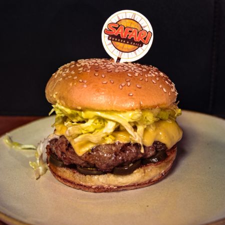 Noite do Hambúrguer no Safari Burger & Grill - im1530
